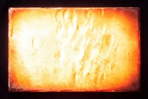 Molten gold: a tempered steel specimen